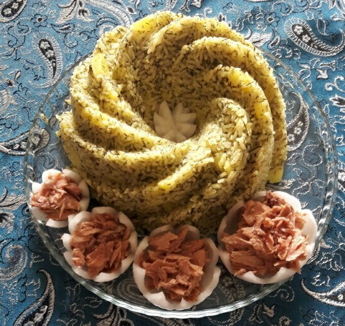 طرز تهیه و فوت و فن سیب پلو کرمانشاهی با مرغ، گوشت یا تن ماهی طرز تهیه و فوت و فن سیب پلو کرمانشاهی با مرغ، گوشت یا تن ماهی