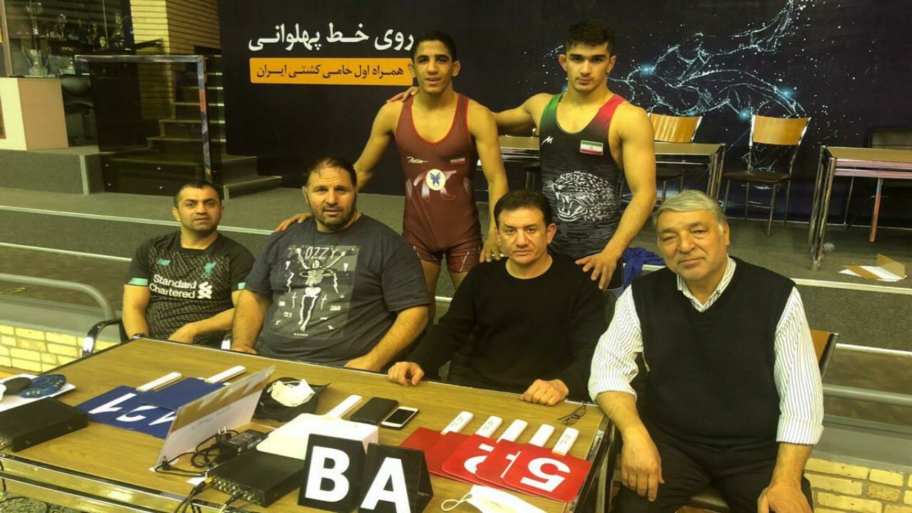 با وجود مخالفت باشگاه استقلال؛ یزدانی و عموزاد آماده حضور در جام‌جهانی