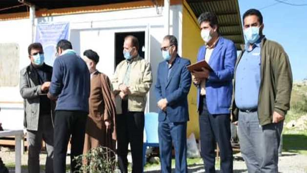 تجلیل از مشارکت کنندگان در اطفای آتش سوزی خائیز بهبهان
