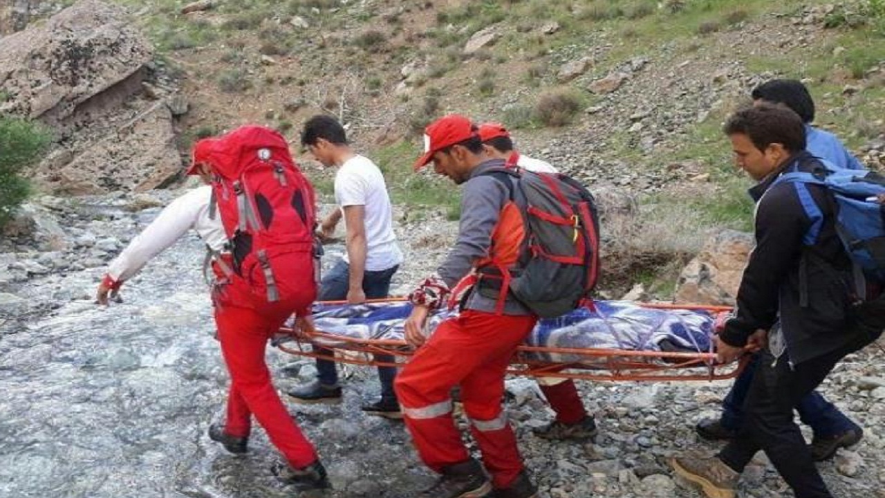 کوهنورد چهارمحالی در ارتفاعات کوه سوخته جان خود را از دست داد