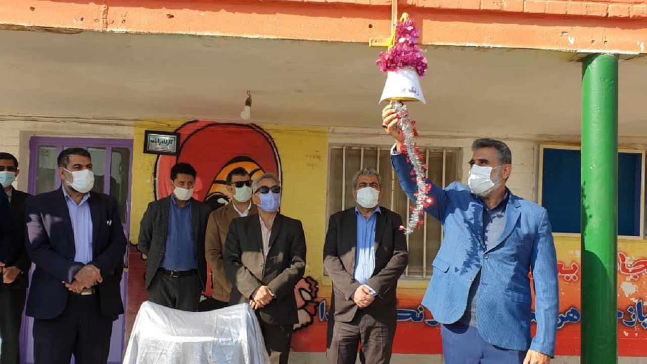طنین انداز شدن زنگ پژوهش در یکی از مدارس آبادان