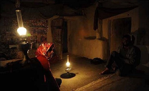 برف و سرما می&zwnj;آید/ مسئولان برق زودتر به خواب زمستانی رفتند