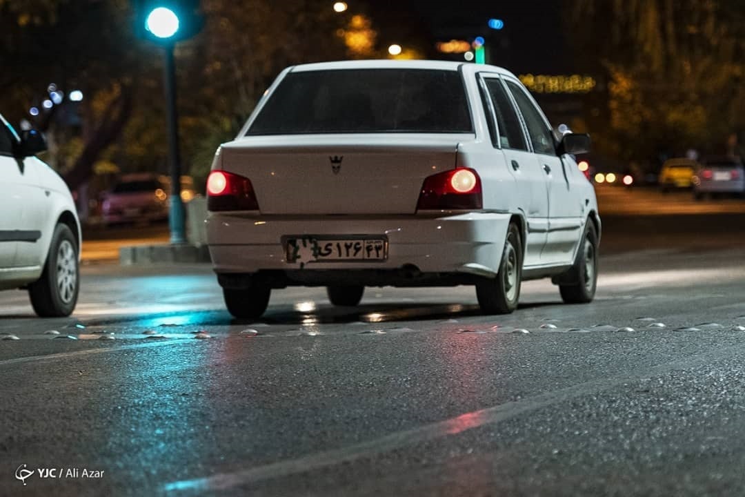 از گِل و برگ تا روغن ماشین و کاورهای پلاستیکی؛ ترفند متخلفان برای دور زدن قانون اعمال محدودیتهای کرونایی از گِل و برگ تا روغن ماشین و کاورهای پلاستیکی؛ ترفند متخلفان برای دور زدن قانون اعمال محدودیتهای کرونایی