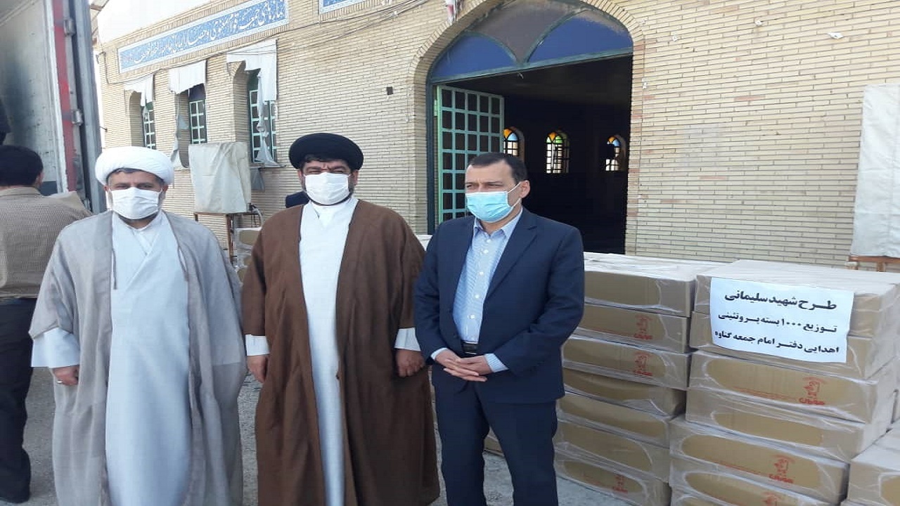 ۱۵۰۰ کیلو گوشت گرم در بین نیازمندان گناوه توزیع شد