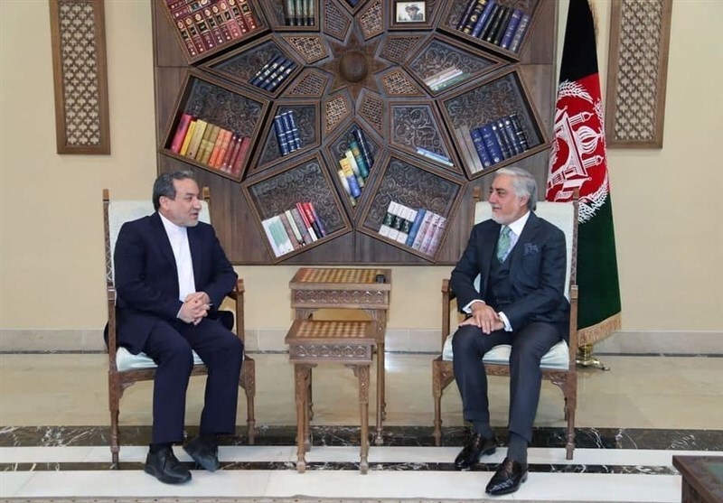 دیدار «عراقچی» با رئیس شورای عالی مصالحه‌ ملی افغانستان