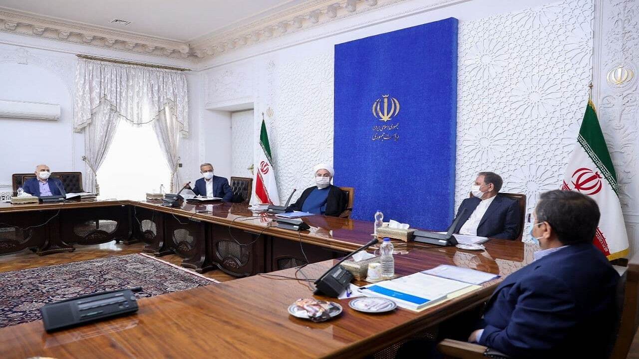 کاهش مشکلات معیشتی و تامین کالا‌های اساسی اولویت دولت است
