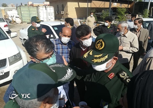 بازدید فرمانده نیروی دریایی سپاه از مناطق آبگرفته شهر چمران