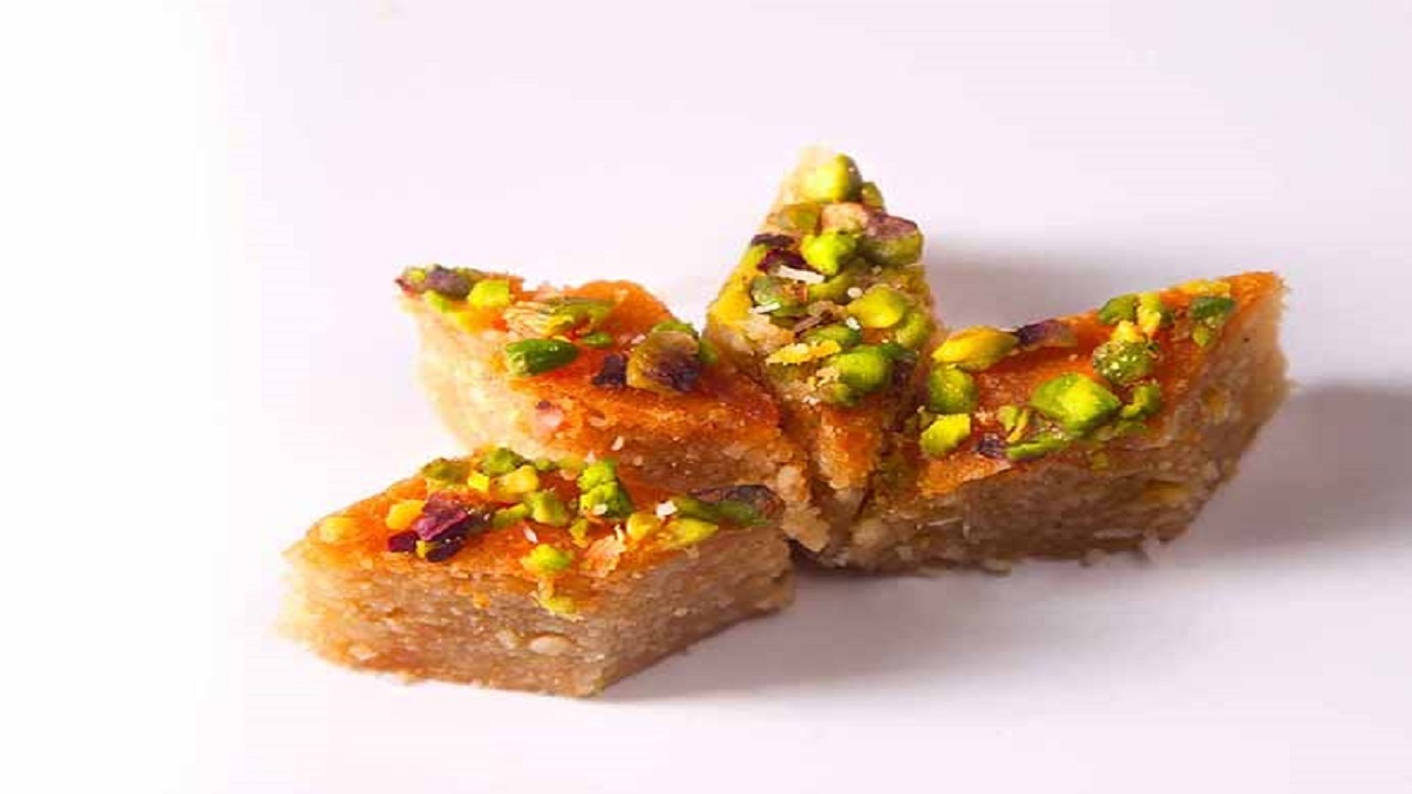 آموزش آشپزی؛ از مرغ زنجبیلی و ارده پلو خوزستانی تا انواع کمپیر ترکیه&zwnj;ای و تزئین هندوانه شب یلدا + تصاویر