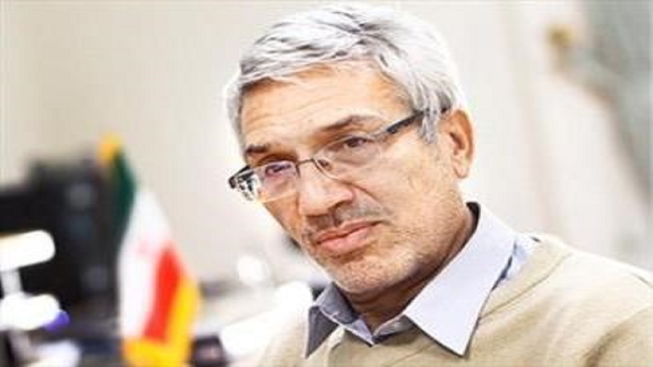 علوم انسانی جایگاه علمی ما را پایین آورده است