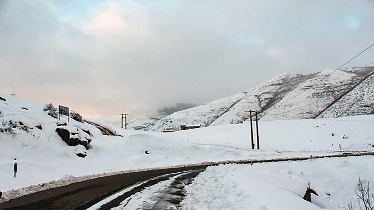 طبیعت برفی روستای تکیه + تصاویر