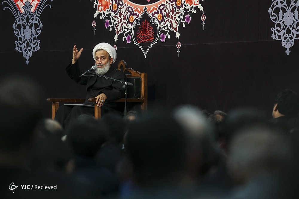 آیا می شود با لباس پوشیدن هم ثواب کرد