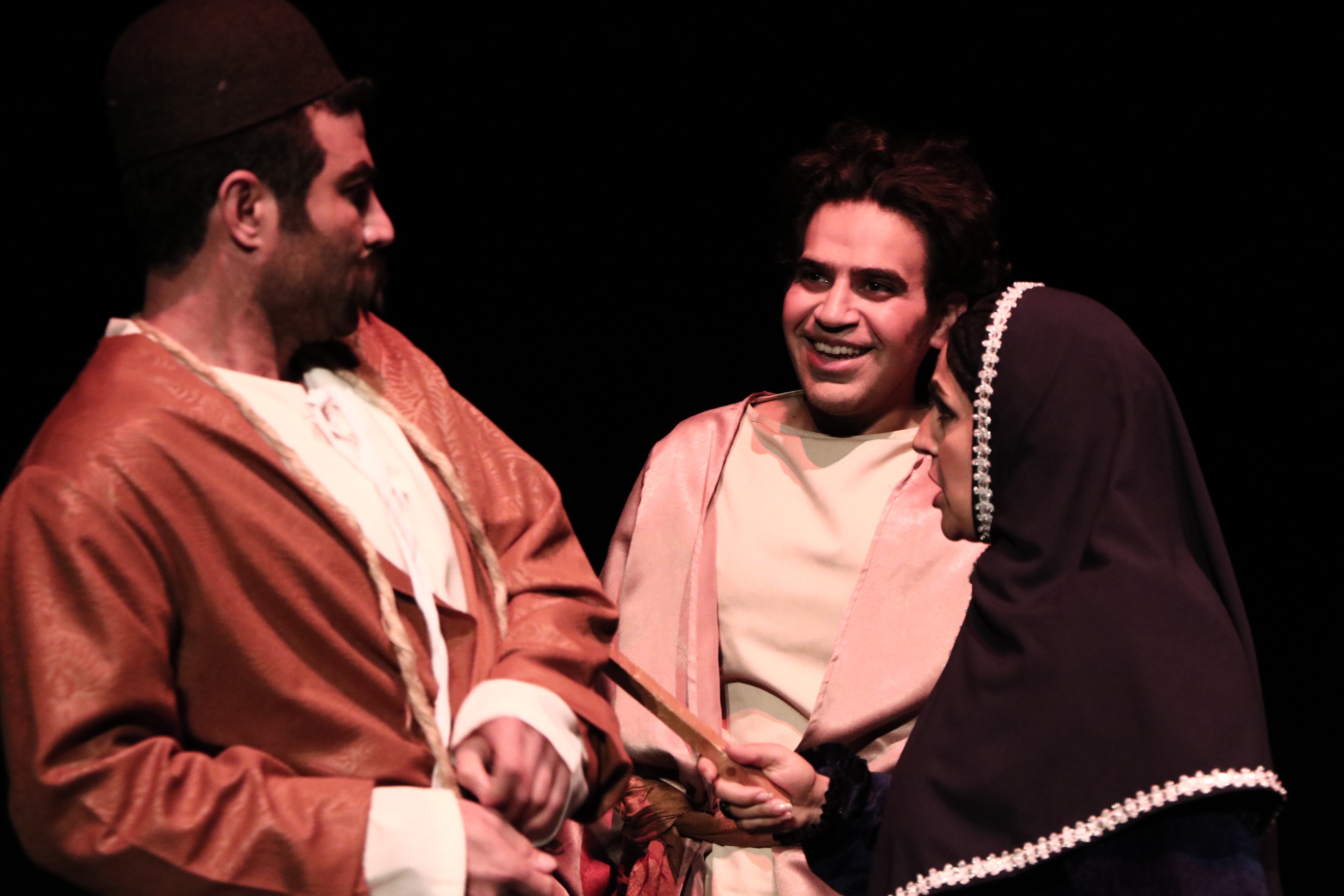 مقاومت مردم ایران در سراسر تاریخ این سرزمین وجود داشته است