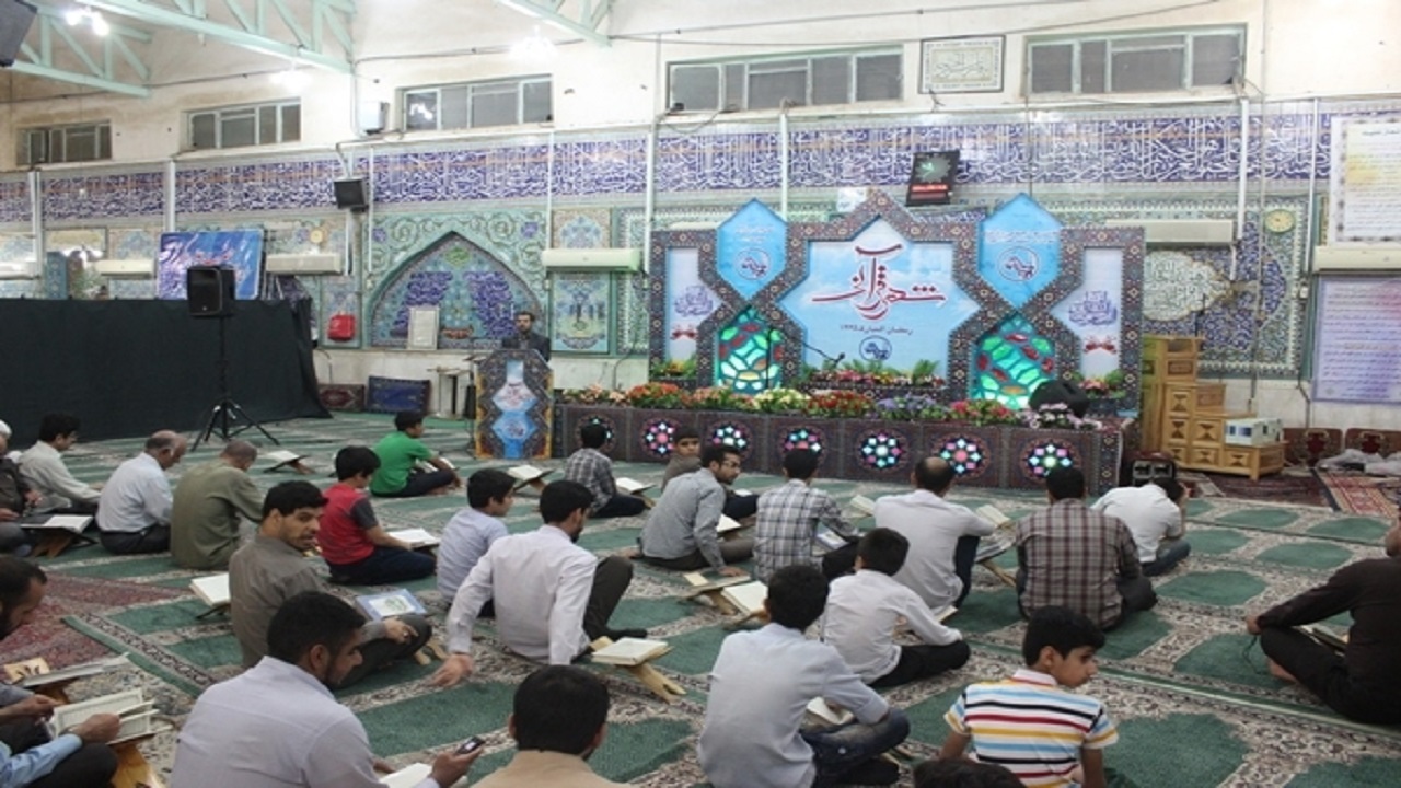 در هر محله، مسجد نماد و هویت اسلامی آن است