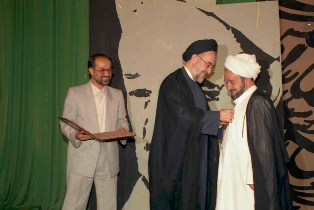 همه چیز درباره نشان&zwnj;های دولتی و نظامی در ایران + تصاویر