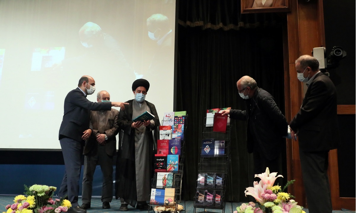 نباید حجم پخش تبلیغات بازرگانی فراتر از پذیرش مخاطبان باشد/ما در ایران شبکه&zwnj;های تجاری نداریم