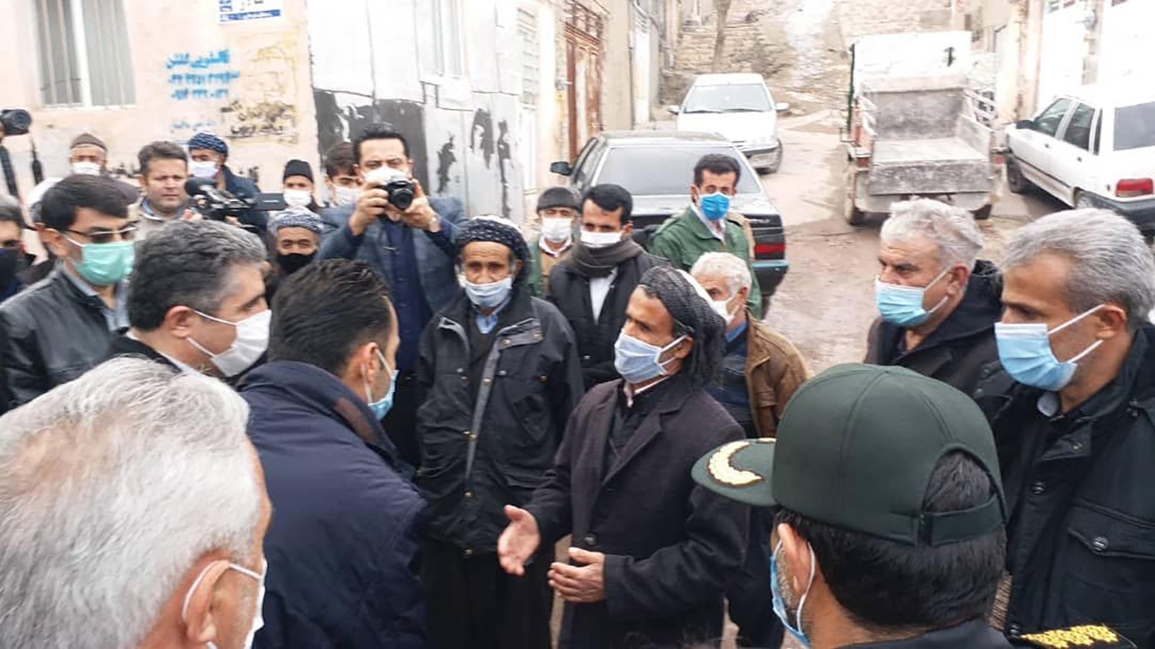 همدردی مسئولان با خانواده مقتول حادثه تیراندازی در مهاباد