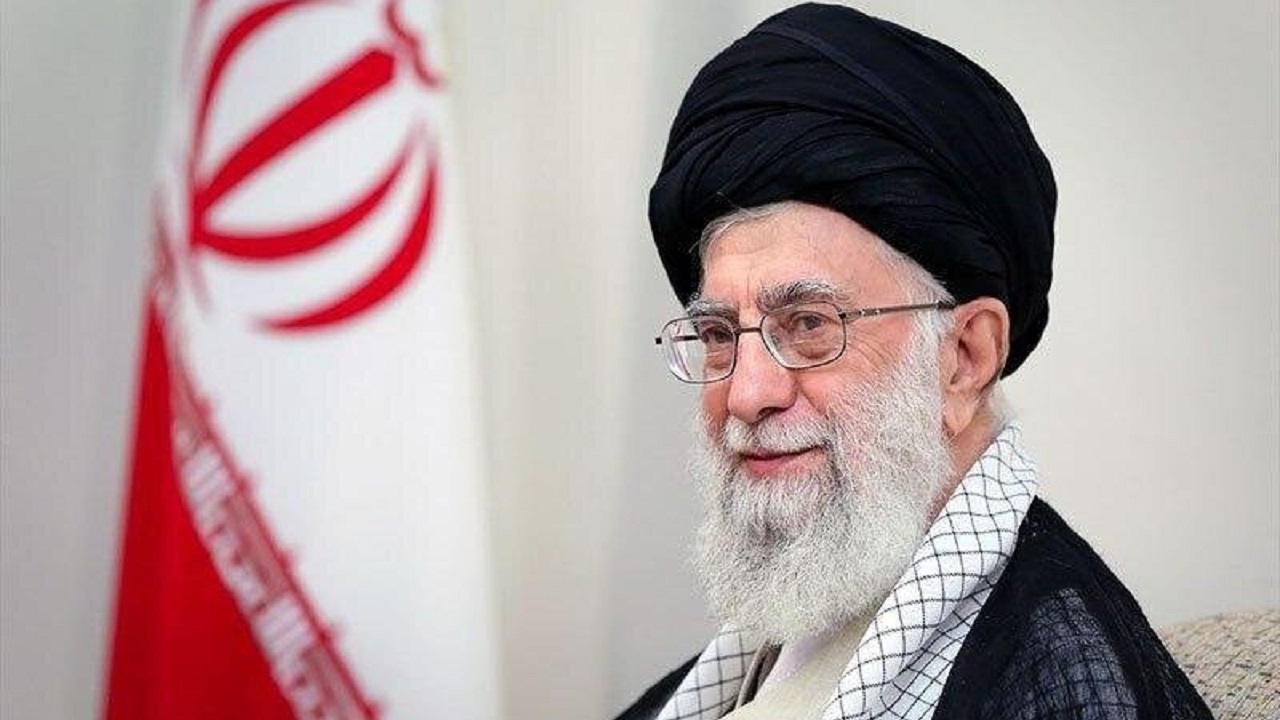 اهمیت حجاب بانوان در فعالیت‌ های جامعه از منظر رهبر انقلاب