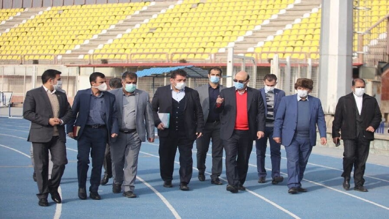 بازدید معاونت ورزش قهرمانی وزارت ورزش و جوانان از ورزشگاه انقلاب