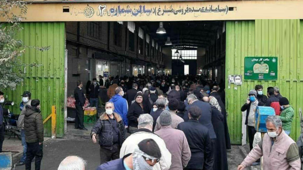 میدان تره بار بهمن در انتظار ساماندهی/ کم کیفیتی میوه ها دغدغه افراد محلی
