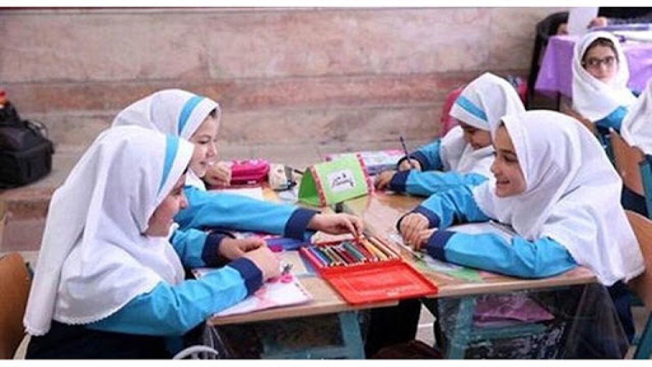 بسته تحولی مدرسه خوانا با هدف پرورش مهارت‌های زبانی اجرا می‌گردد