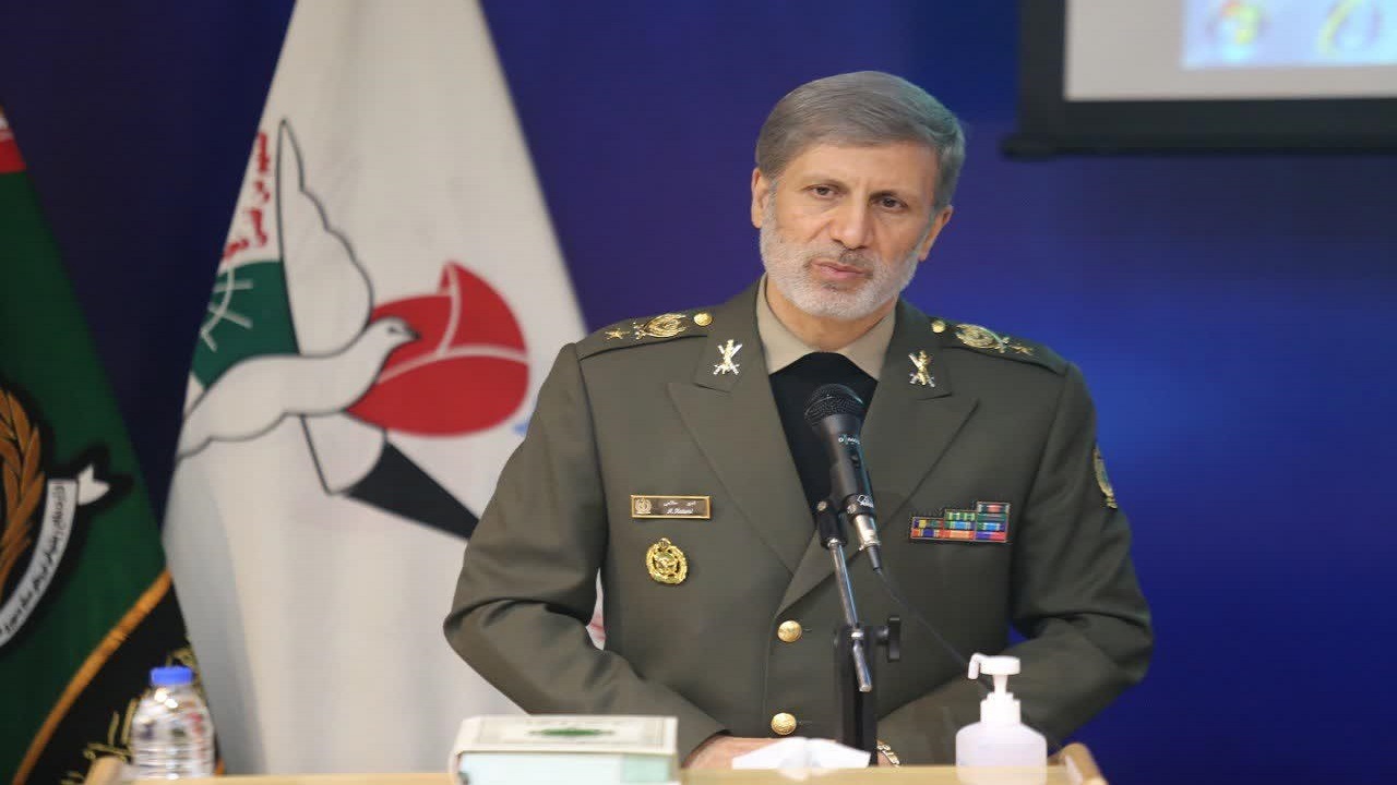 ملتی که فرهنگ شهادت داشته باشد سلطه‌پذیر نیست