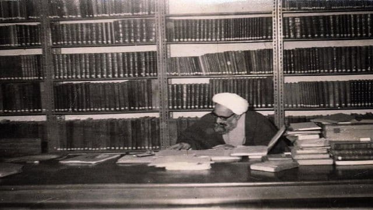 ماجرای جالب لقب اشتباهی که مجری تلویزیون به عالمی بزرگ داد