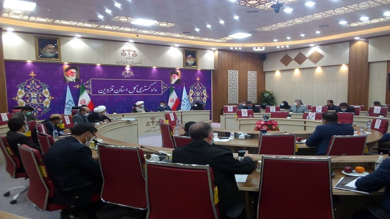 تأکید رئیس کل دادگستری استان قزوین بر مهار بی ثباتی بازار