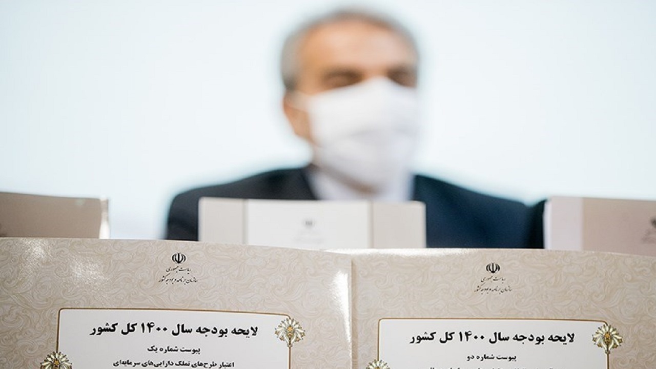 ادامه وابستگی به نفت و افزایش نرخ تورم/ بودجه ۱۴۰۰ تائید بهارستان نشینان را می‌گیرد؟