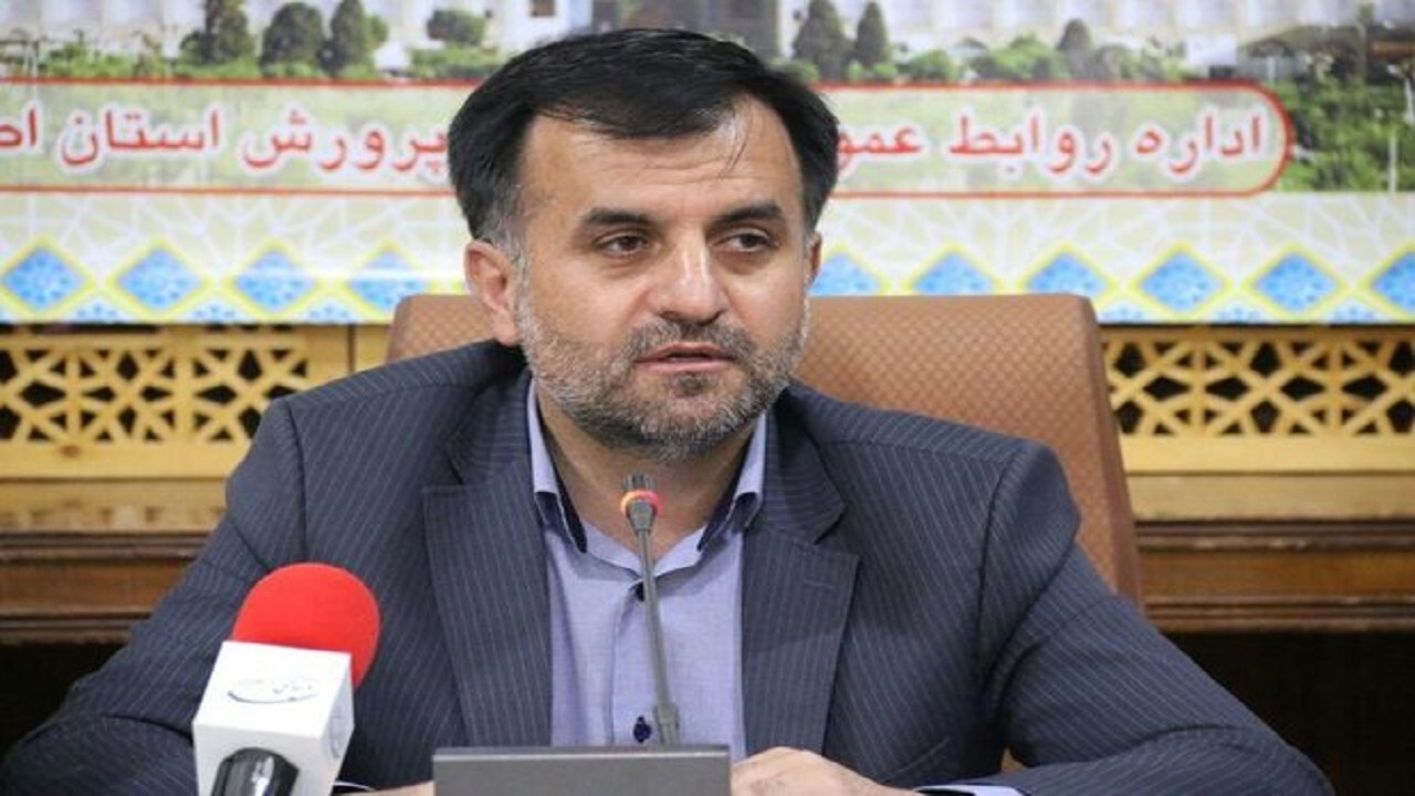توزیع ۶ هزارو ۲۰۰ تبلت بین دانش آموزان نیازمند استان اصفهان