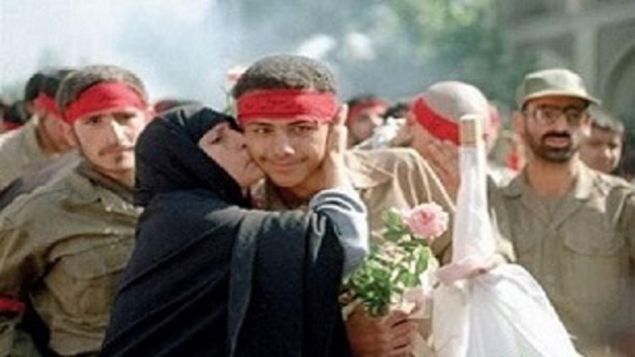 ضبط ۴۰۰ خاطره شفاهی از والدین شهدای استان قم