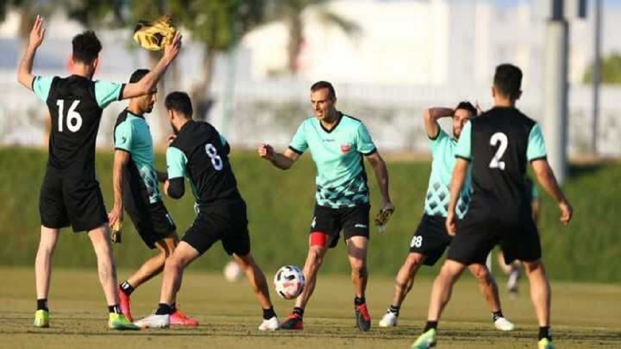 مدیر عامل پرسپولیس ناظر تمرین امروز سرخپوشان در دوحه
