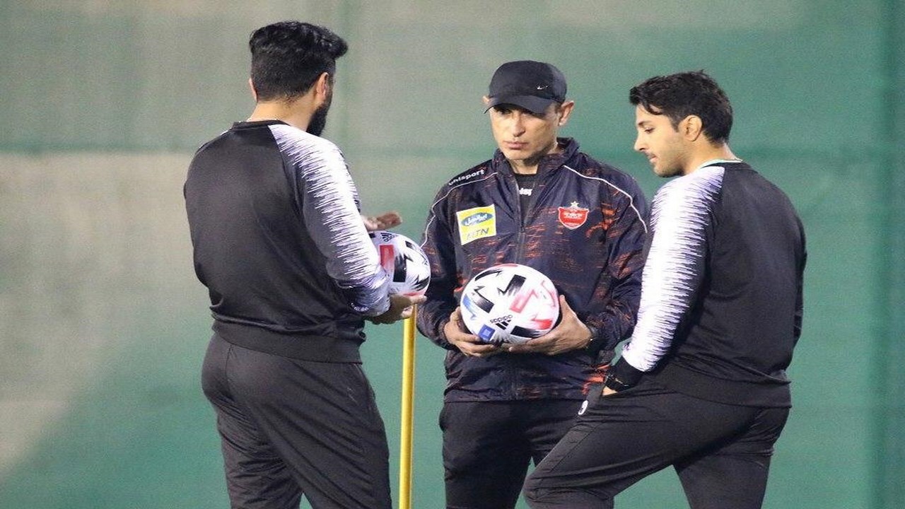 گل محمدی: اولسان شبیه پرسپولیس است/ تا آخرین نفس مبارزه می‌کنیم