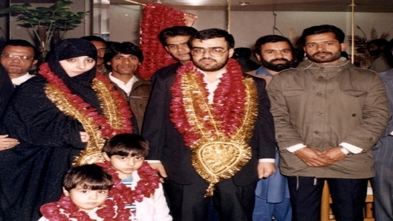 یادی از سفیر صادق انقلاب اسلامی یادی از سفیر صادق انقلاب اسلامی