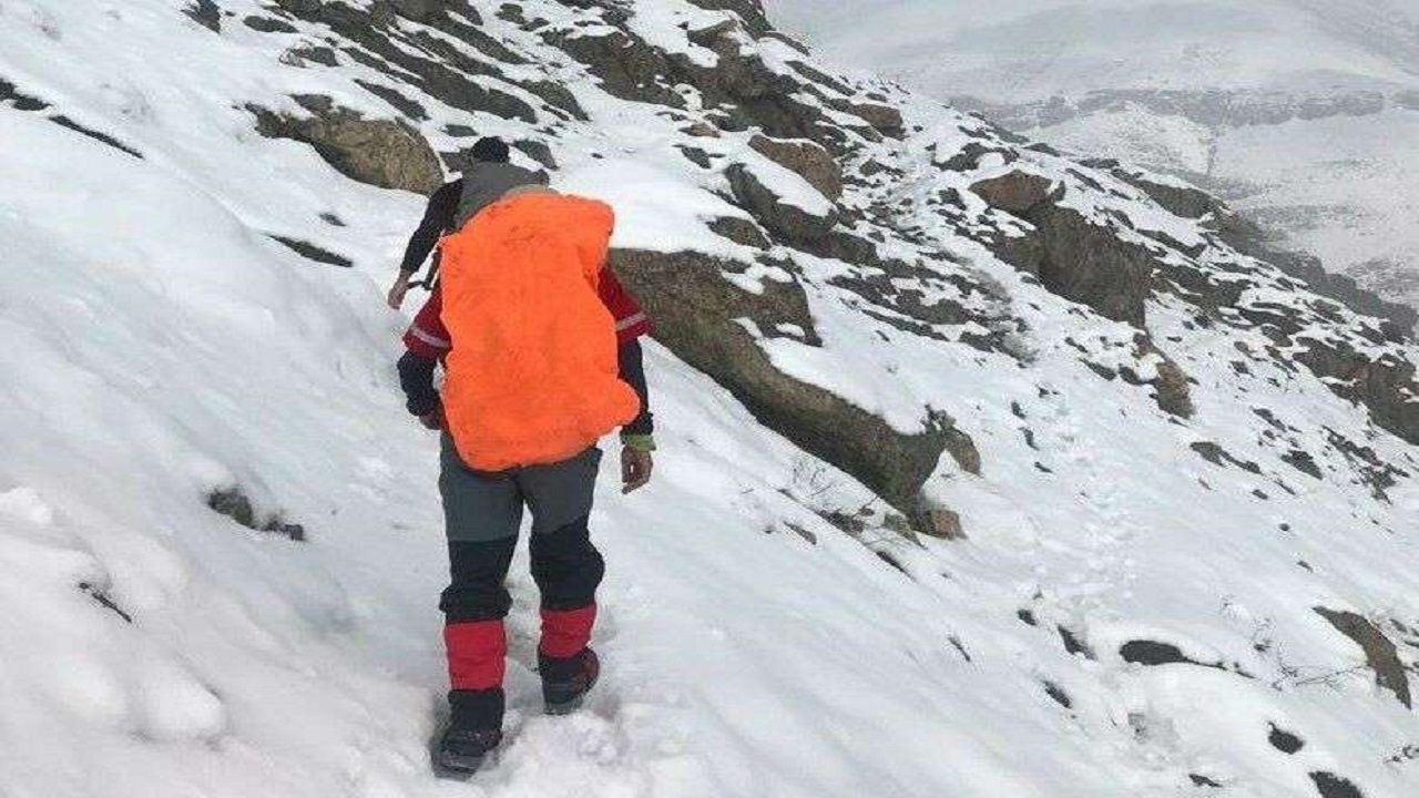 ۲ کوهنورد گرفتار شده در ارتفاعات روستای قوشخانه تکاب پیدا شدند