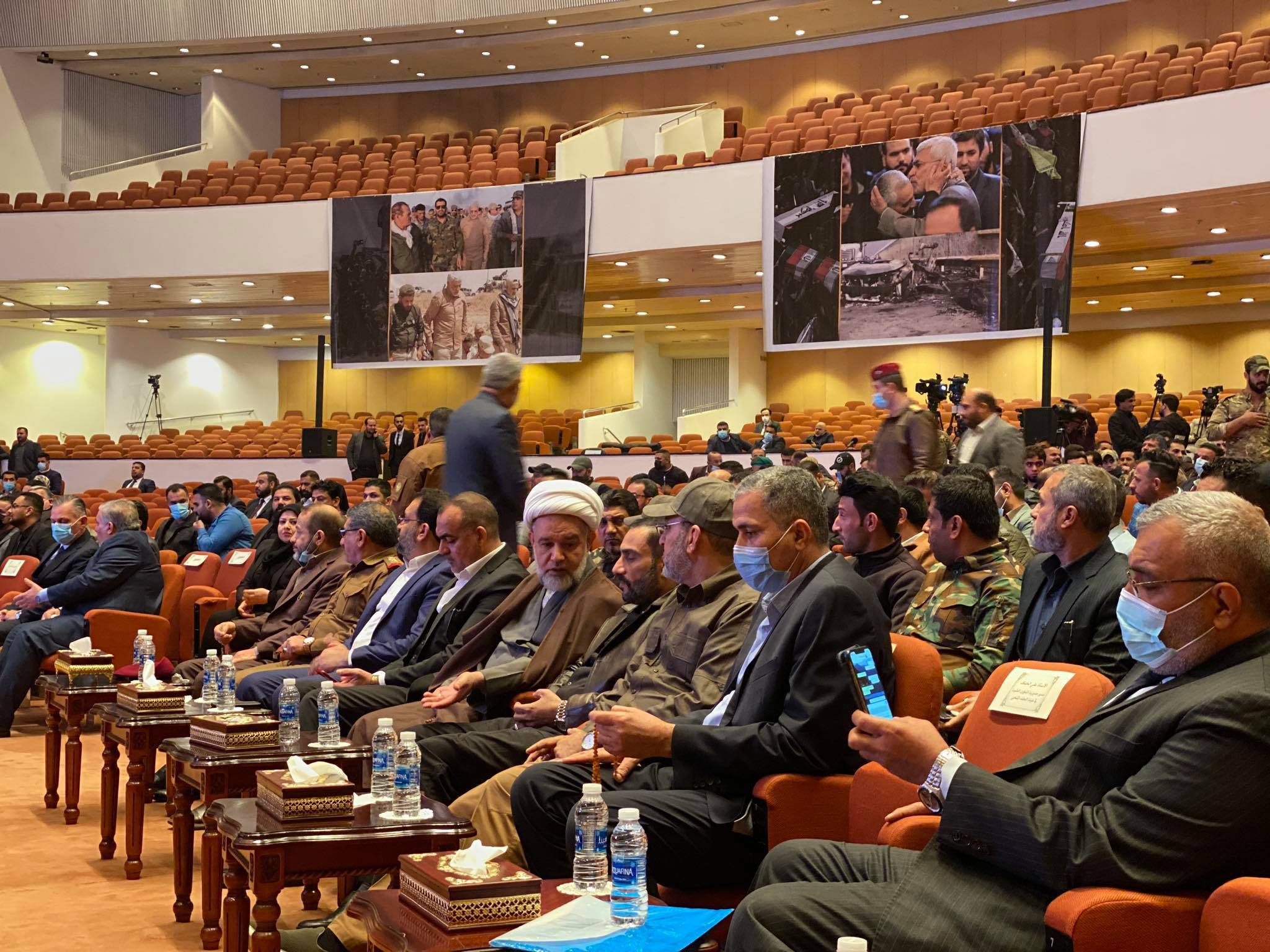 برپایی نمایشگاه ویژه سالگرد شهادت سردار سلیمانی و المهندس در عراق+ تصاویر