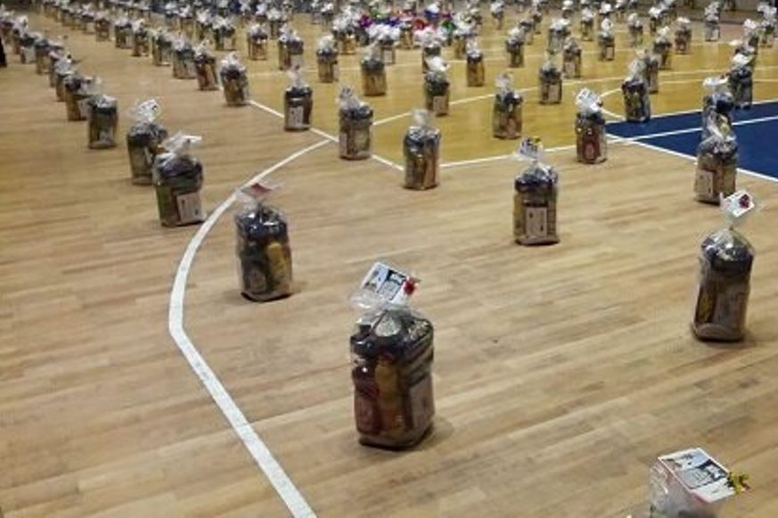 توزیع ۳۰۰۰ بسته معیشتی در آذربایجان شرقی