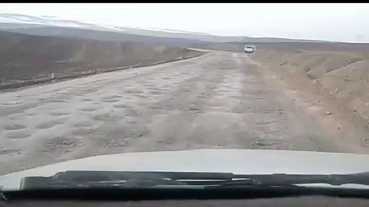 وضع نامناسب جاده میانه به هشترود + فیلم