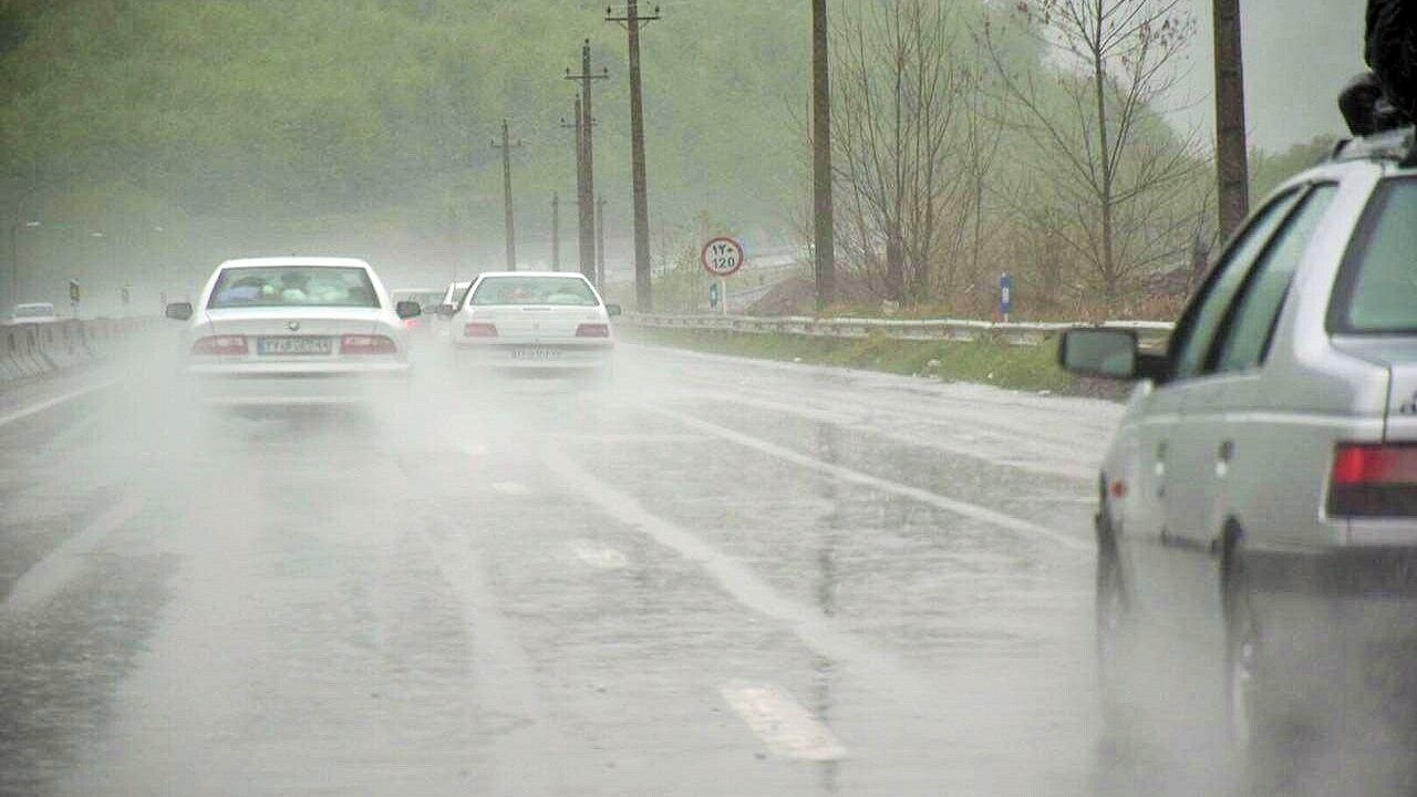جاده‌های خراسان رضوی لغزنده است