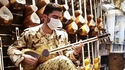 فیلمی از یک پیانوی قابل حمل!