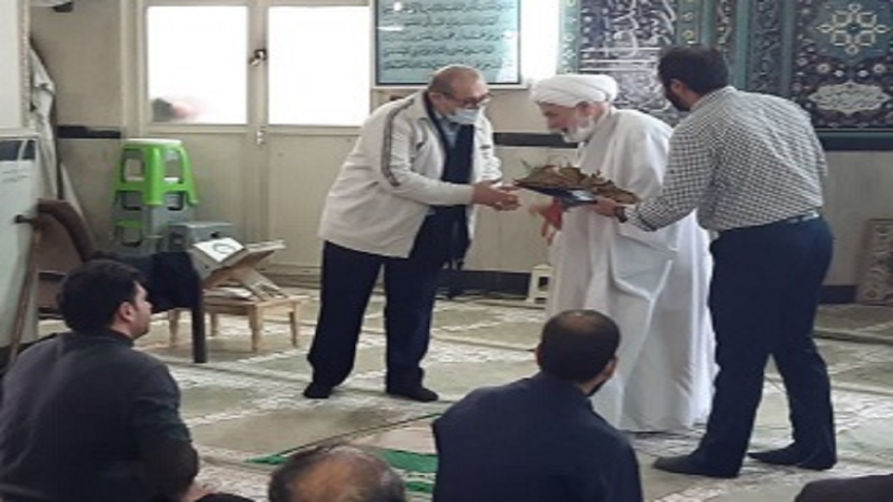 بسیجیان از مدافعان خط مقدم مبارزه با کرونای قم قدردانی کردند