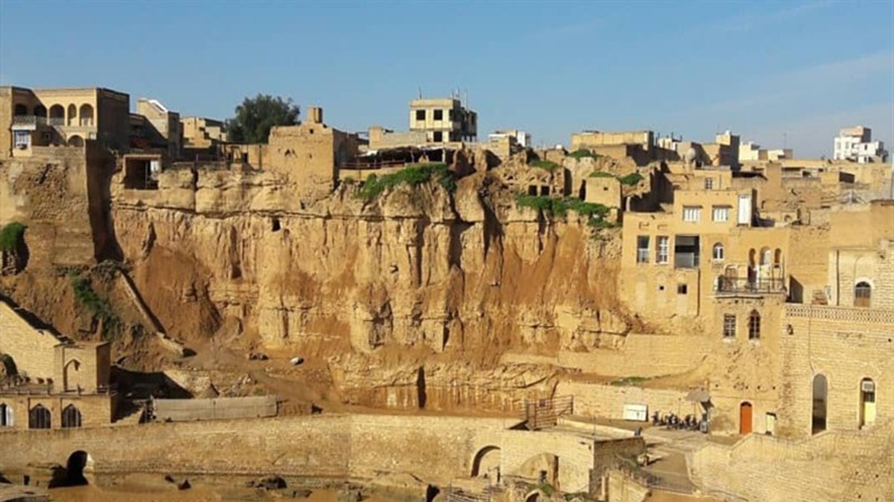 سازه تاریخی بند میزان شوشتر زیر آب رفت، طبیعی است!
