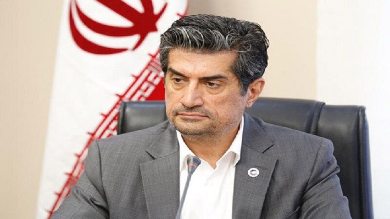 تصمیمات غیر کارشناسی بانک مرکزی عامل رونق نگرفتن صادرات