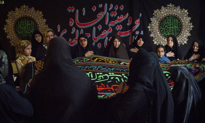 رسالت بسیج خدمت بی منت است/ جامعه مداحی بانوان ظرفیت خوبی دارد