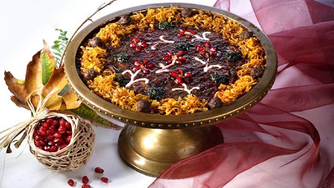 ۲ طرز تهیه آش انار شب یلدا با گوشت و بدون گوشت+ آش انار شیراز و سایر شهر‌ها