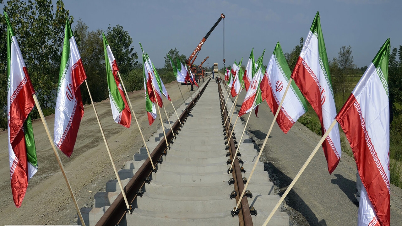 تجربه مجازی&zwnj;ترین یلدای قرن زیر سایه کرونا/ مسئولان گوش شنوایی برای مشکلات پرستاران دارند؟