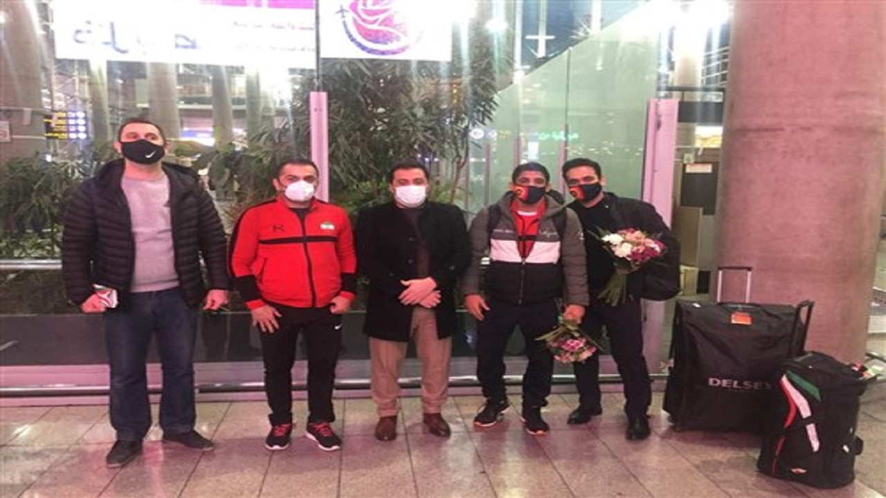 بازگشت تنها نماینده ایران از رقابت‌های جام جهانی کشتی آزاد/ دعوت از ۵ فرنگی کار جدید به اردوی تیم ملی