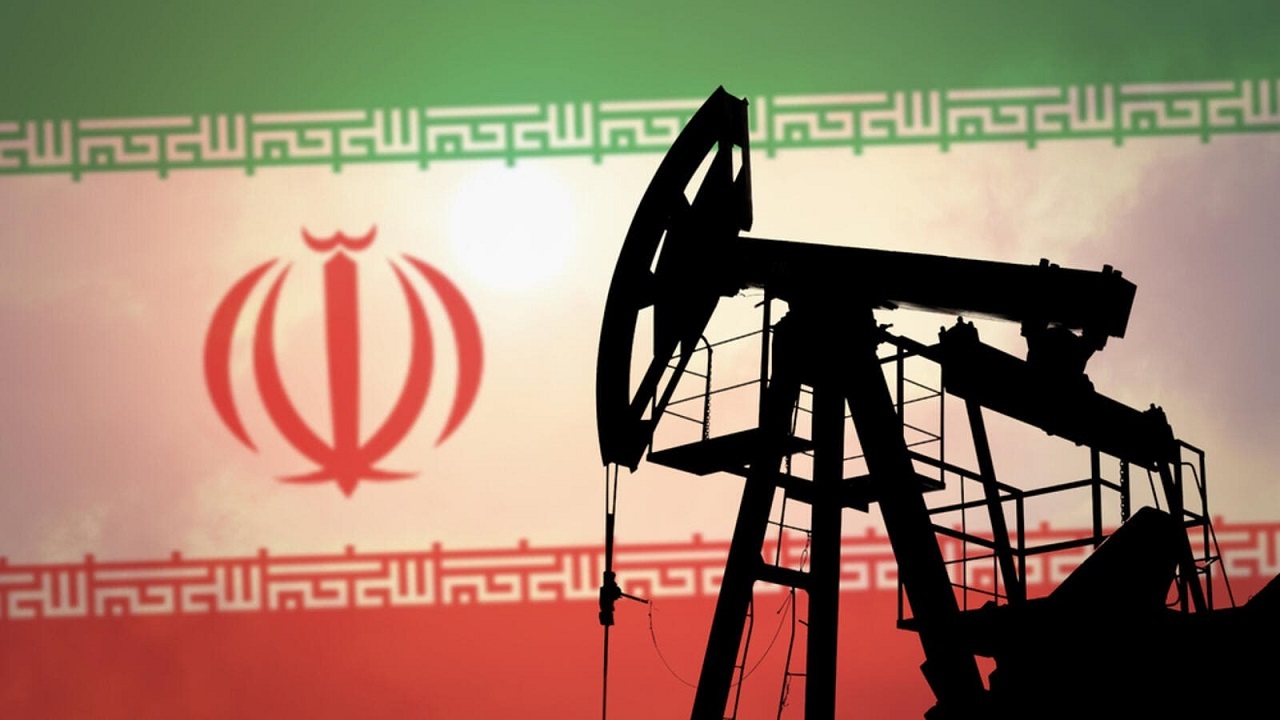 مصوبه کمیسیون انرژی مجلس درباره میزان و نحوه فروش نفت در سال آینده