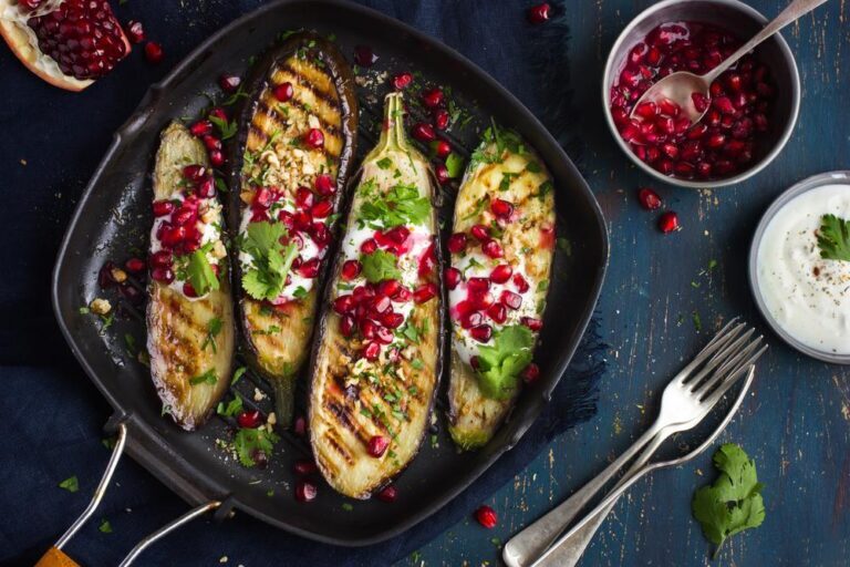 طرز تهیه خورش انار و بادمجان و خوراک انار و بادمجان؛ غذا&zwnj;های تهرانی شب یلدا