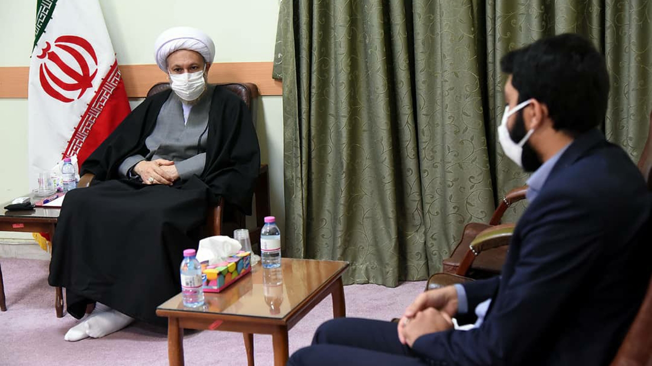 کار نکرده در تربیت نسل جوان زیاد است/ عرفان بدون فقه منجر به انحراف می‌شود