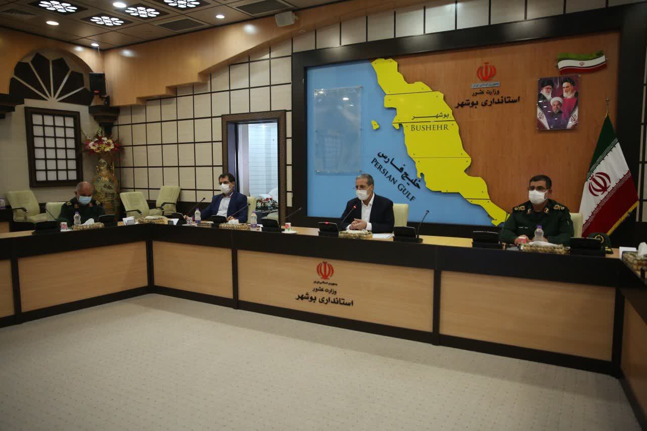 همه مسئولان باید برای تامین معیشت مردم گام بردارند